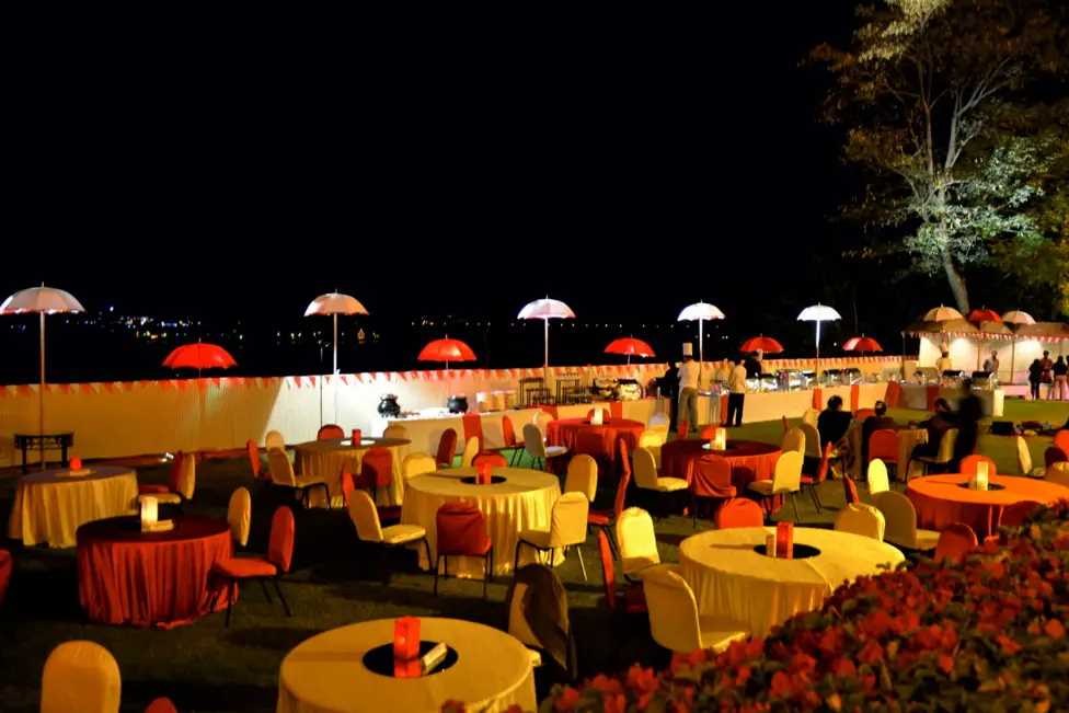 The Lalit Laxmi Vilas Palace